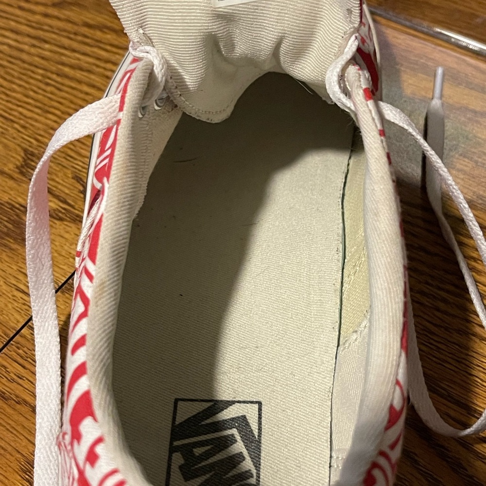 Vans Dohe - Picture 6 of 6